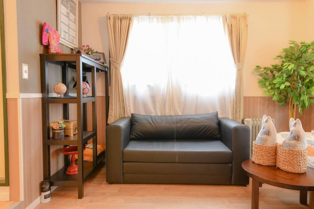 Jinghouse小岩 Direct To Shinjuku/Airport/Close To Station طوكيو المظهر الخارجي الصورة